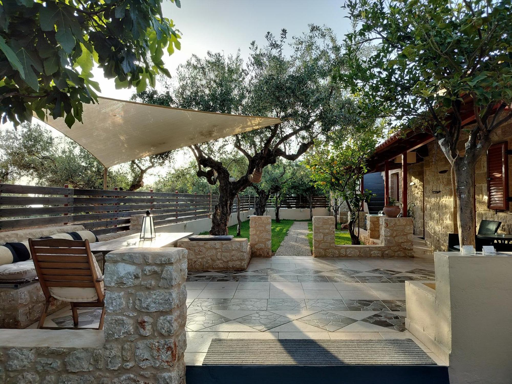George'S Houses Riglia Екстериор снимка
